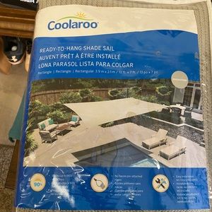 NWT Ready to hang shade sail 💖